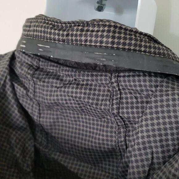 Armani Exchange Hooded Nylon Ripstop Jacket - Women's - Picture 9 of 11